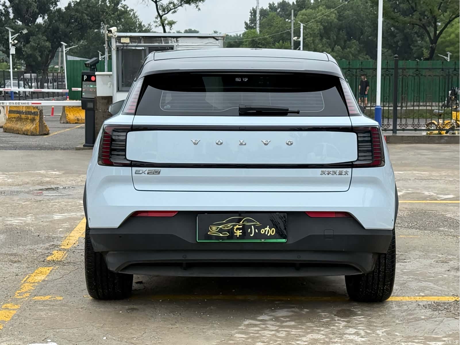 Volvo EX30, 2024 11