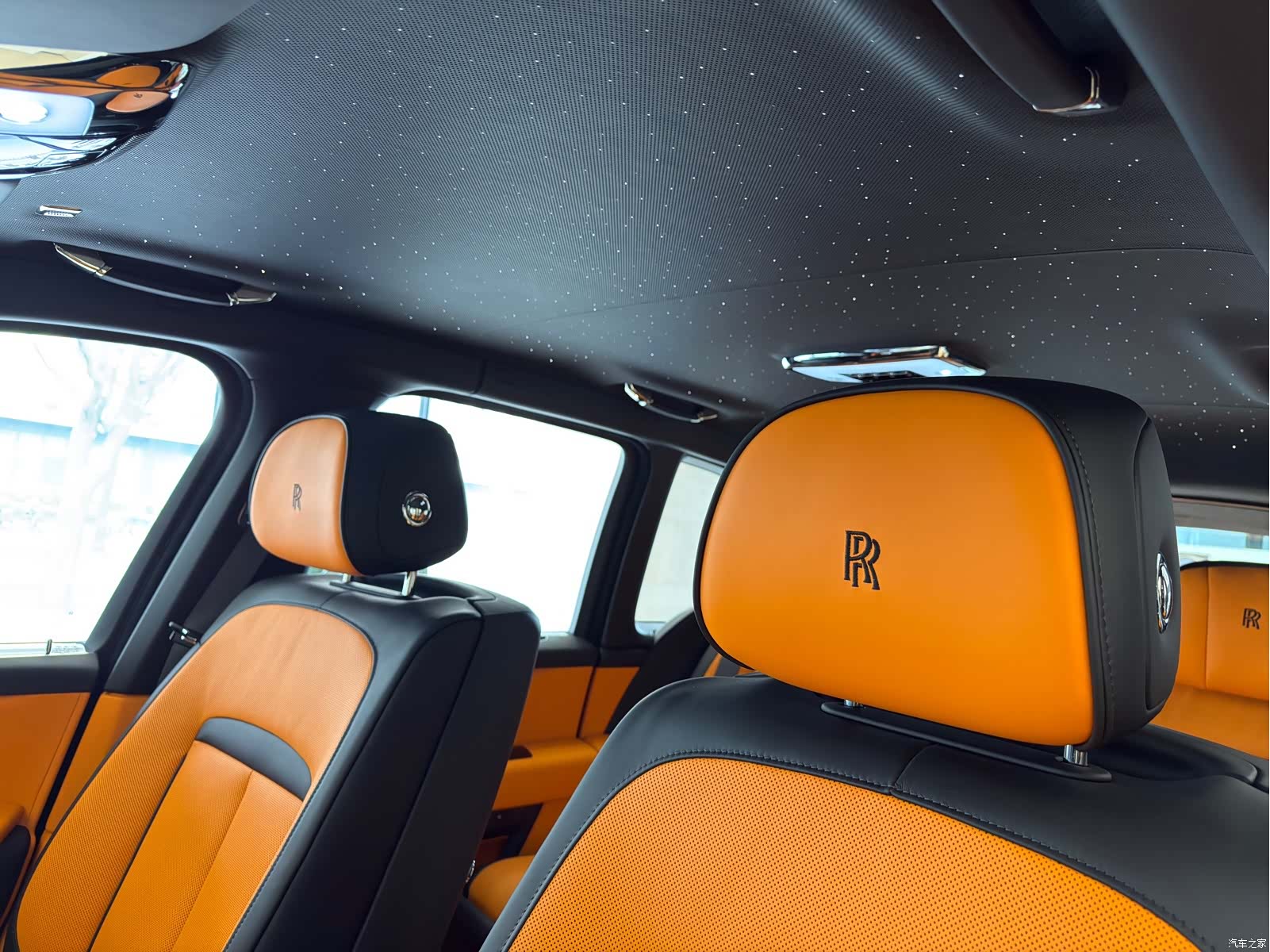 Rolls-Royce Cullinan, 2026 все фото