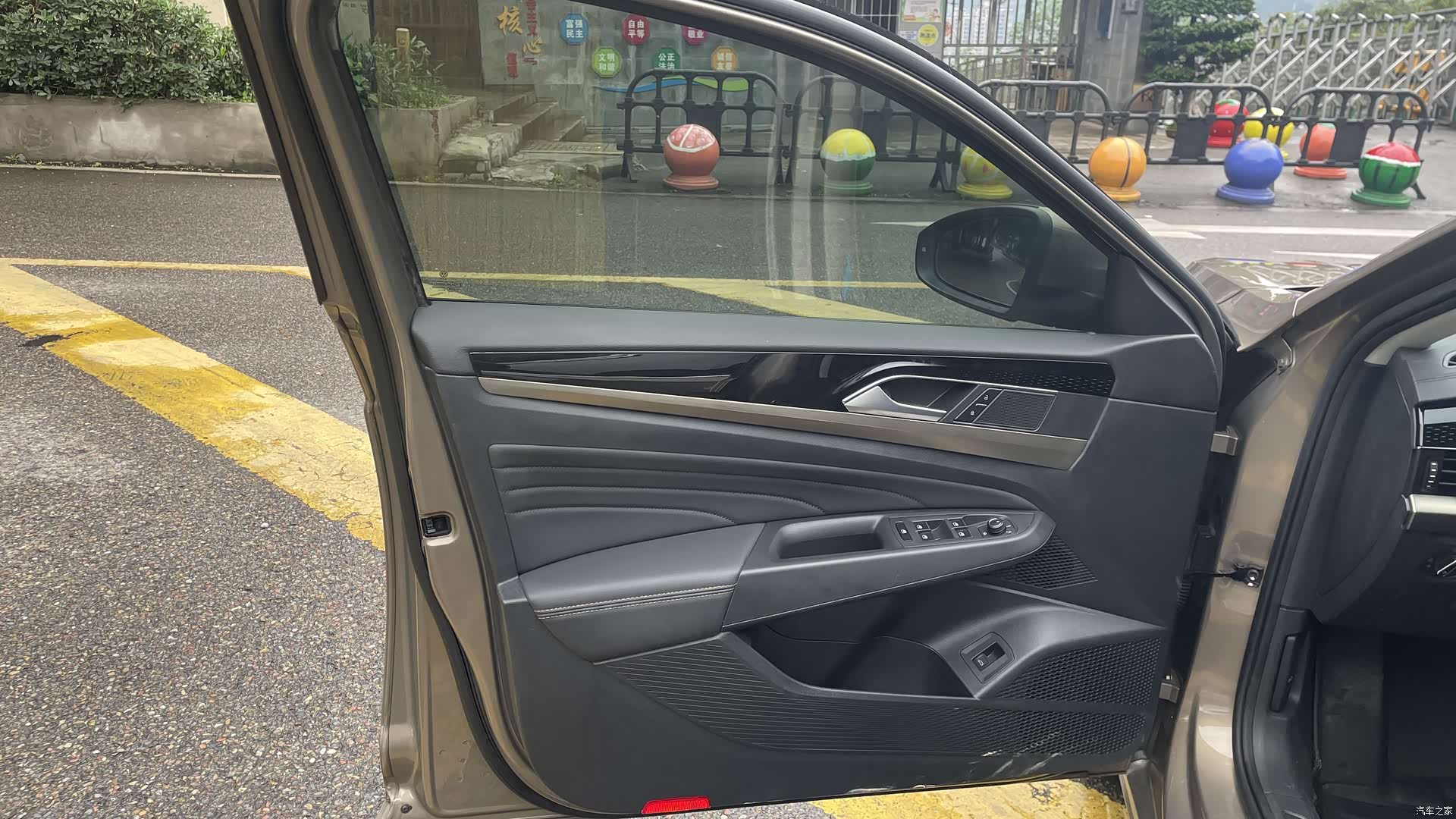 Volkswagen Passat, 2020 4