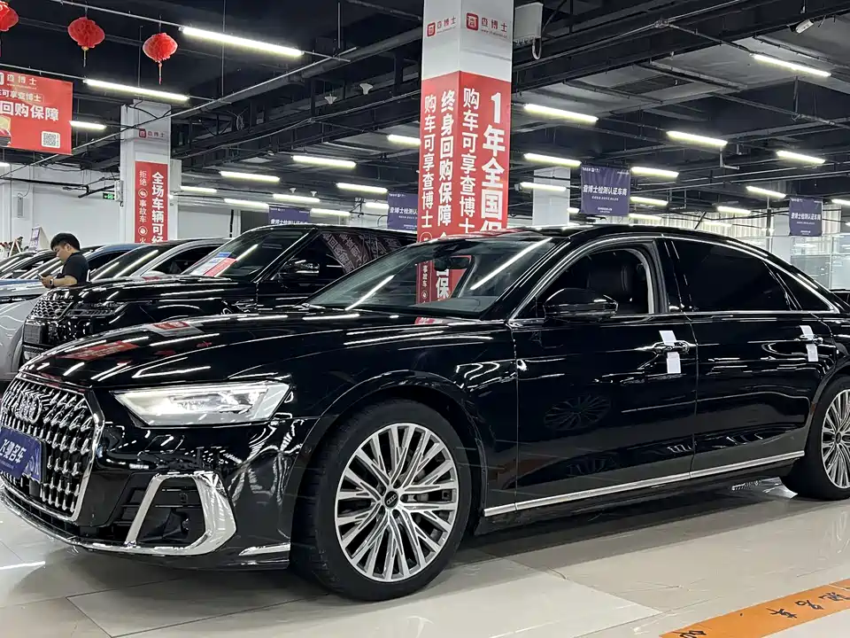 Audi A8