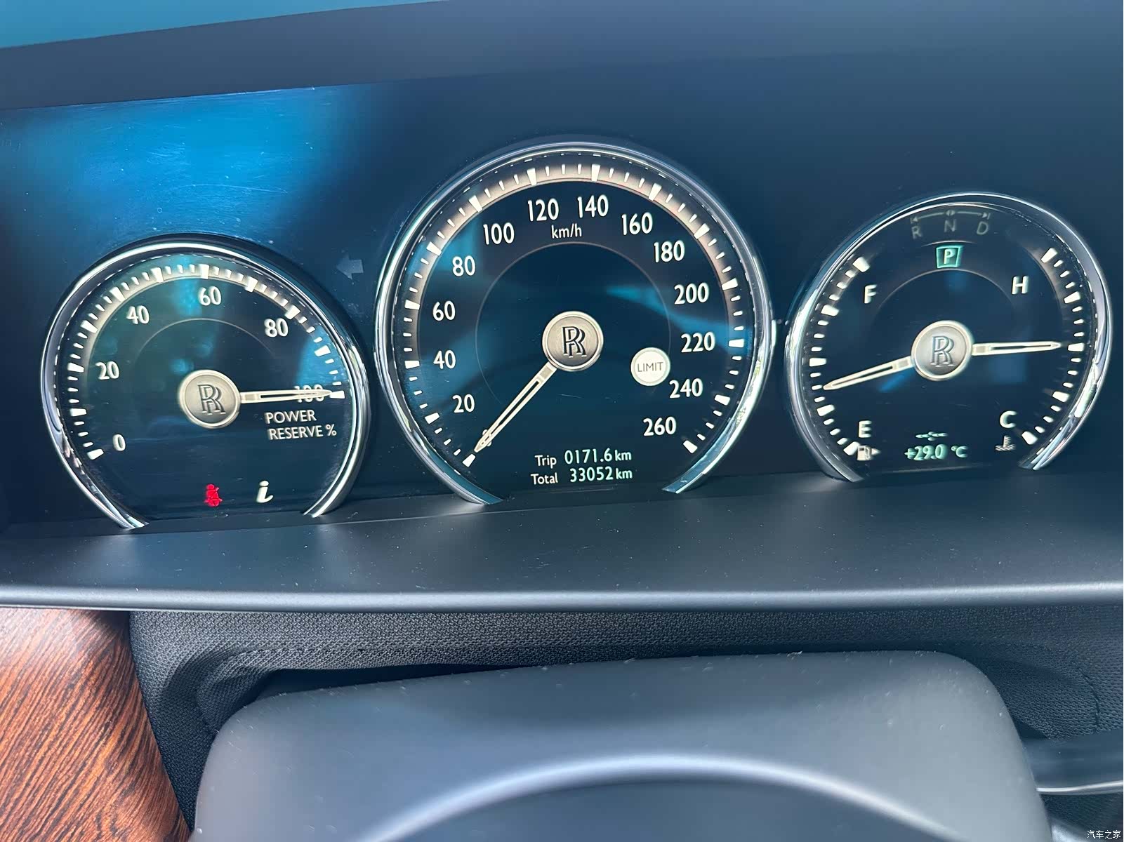 Rolls-Royce Cullinan, 2019 15