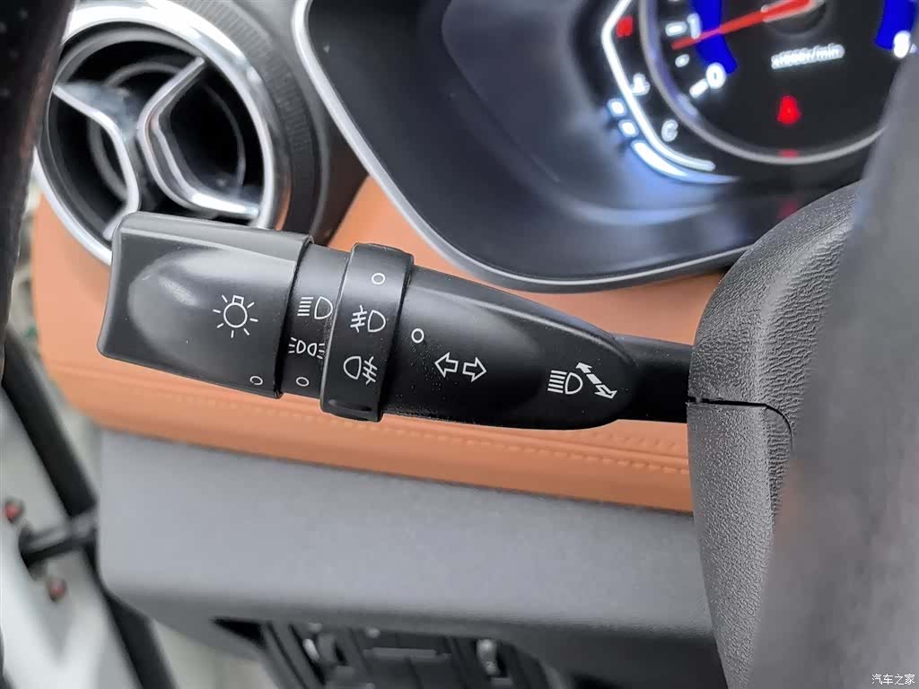 BAIC X35, 2016 21