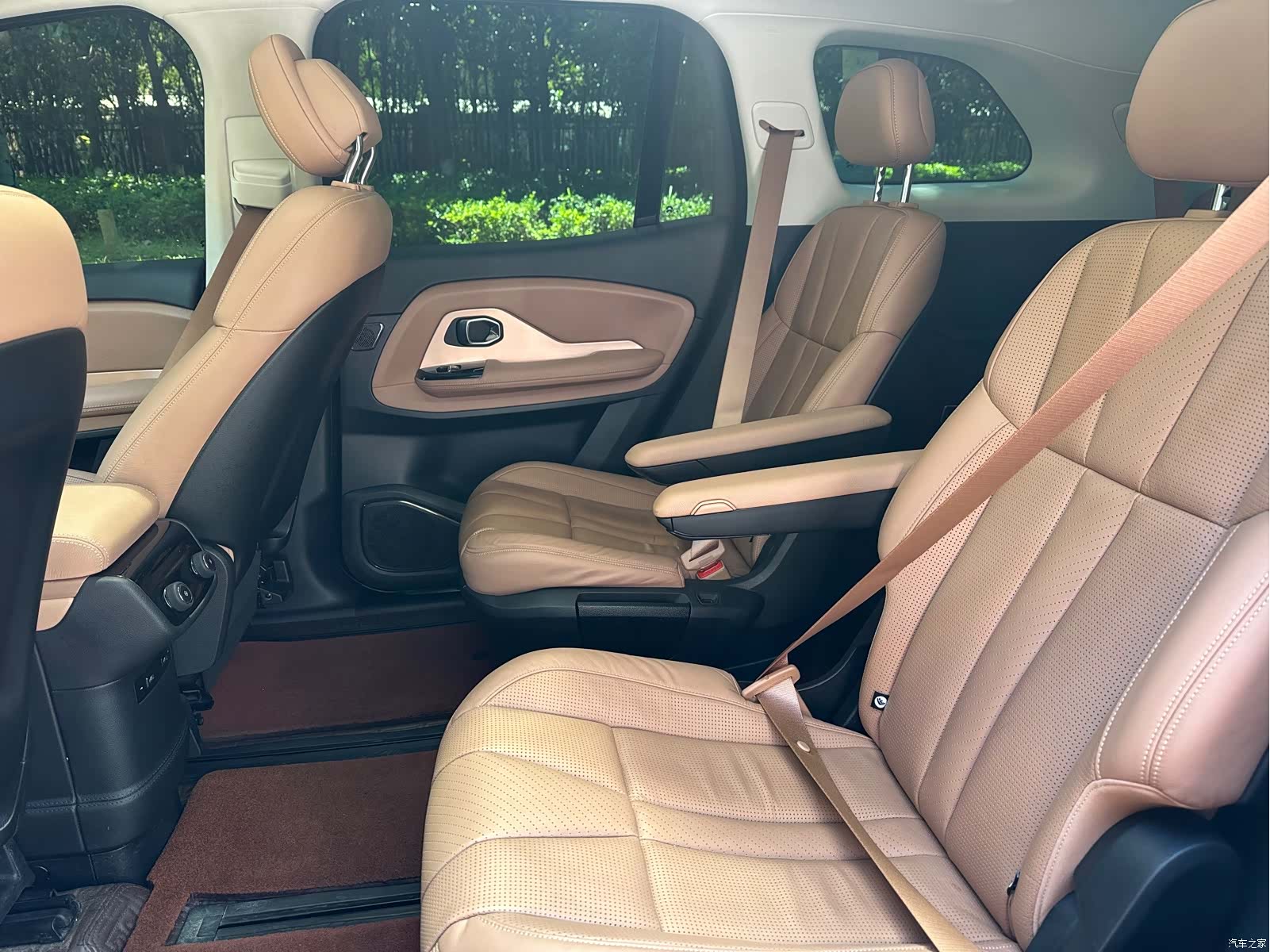 NIO ES8, 2019 14