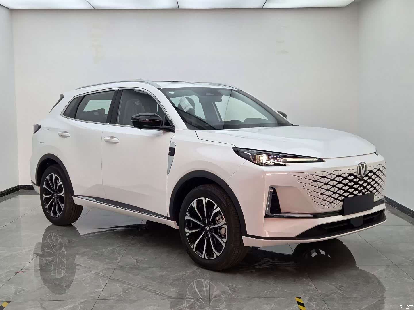 Changan CS55, 2026 3