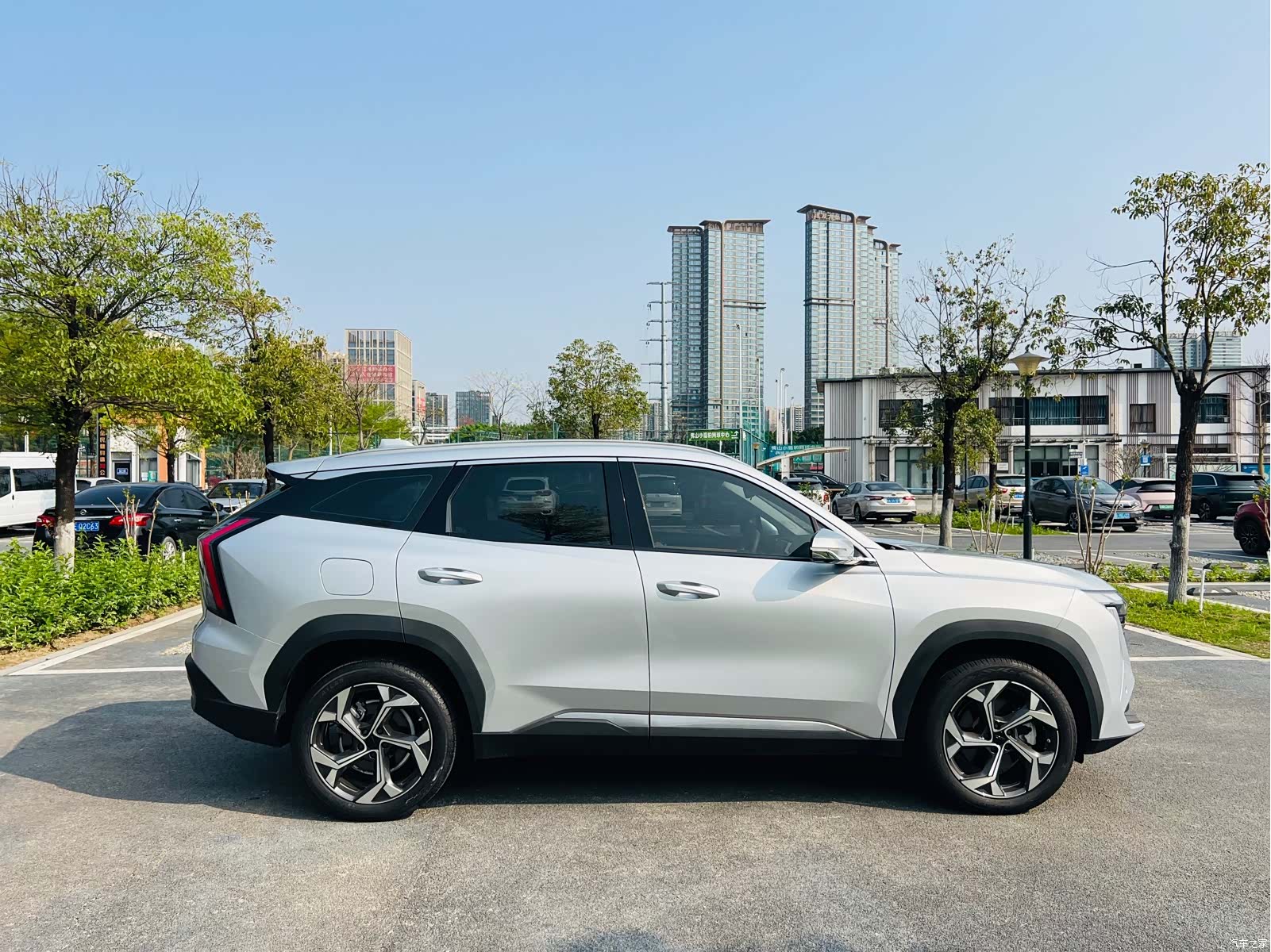 Geely Boyue, 2023 8