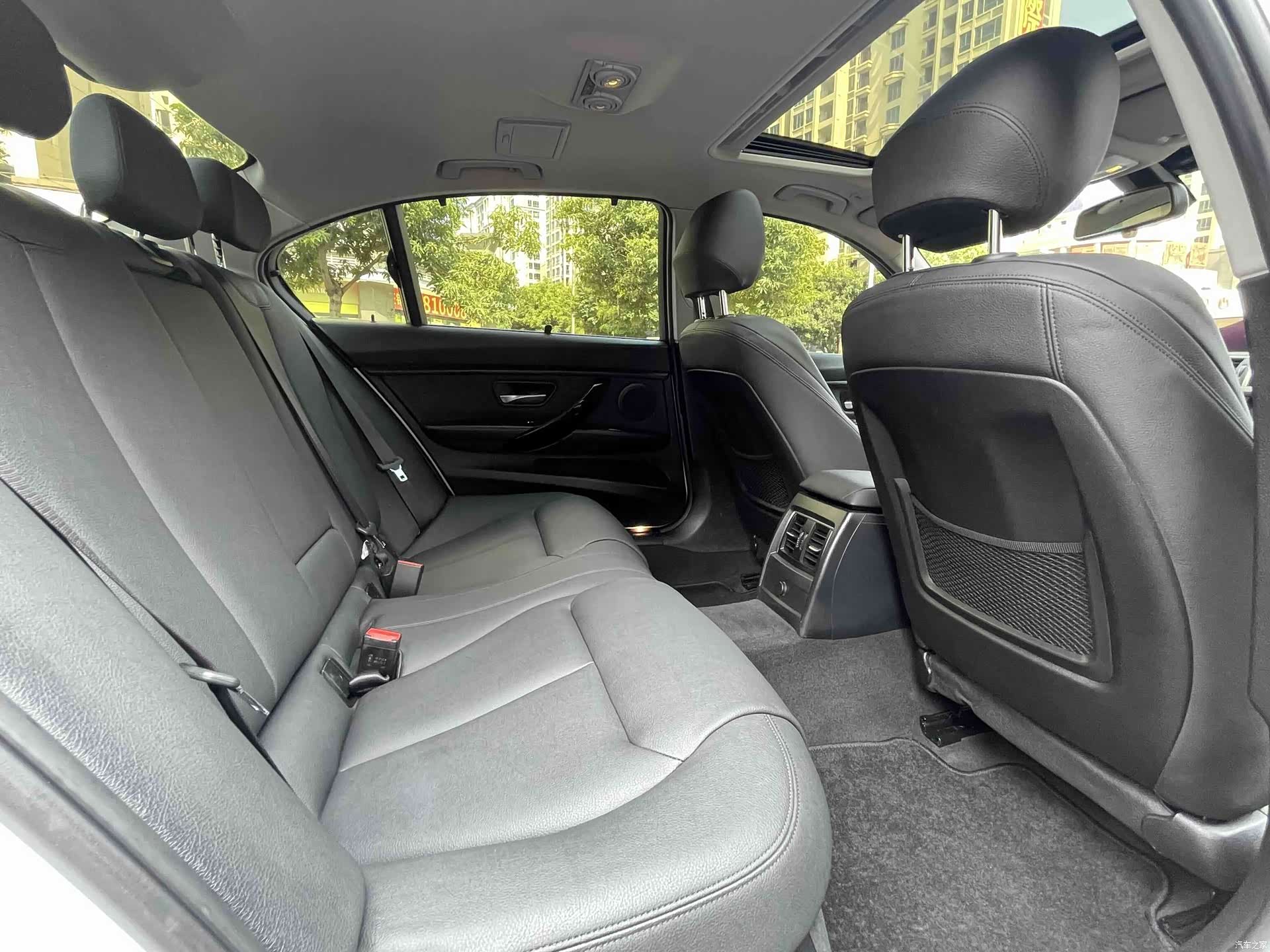 BMW 3 Series, 2018 11