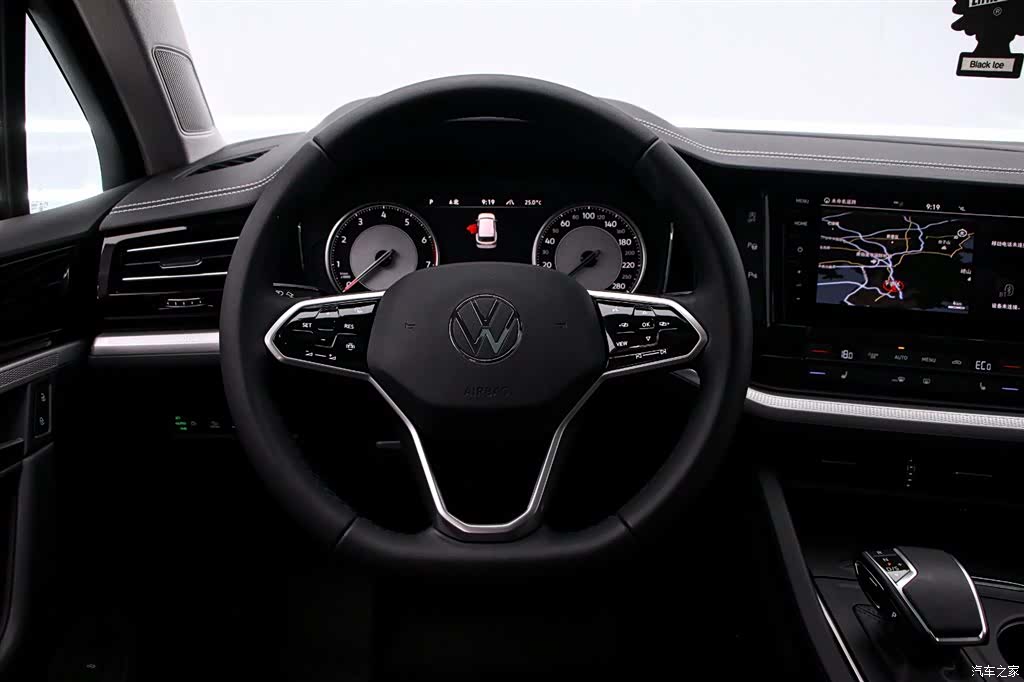 Volkswagen Touareg, 2023 7