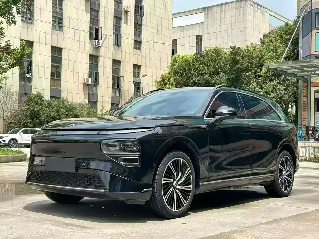 XPENG G9
