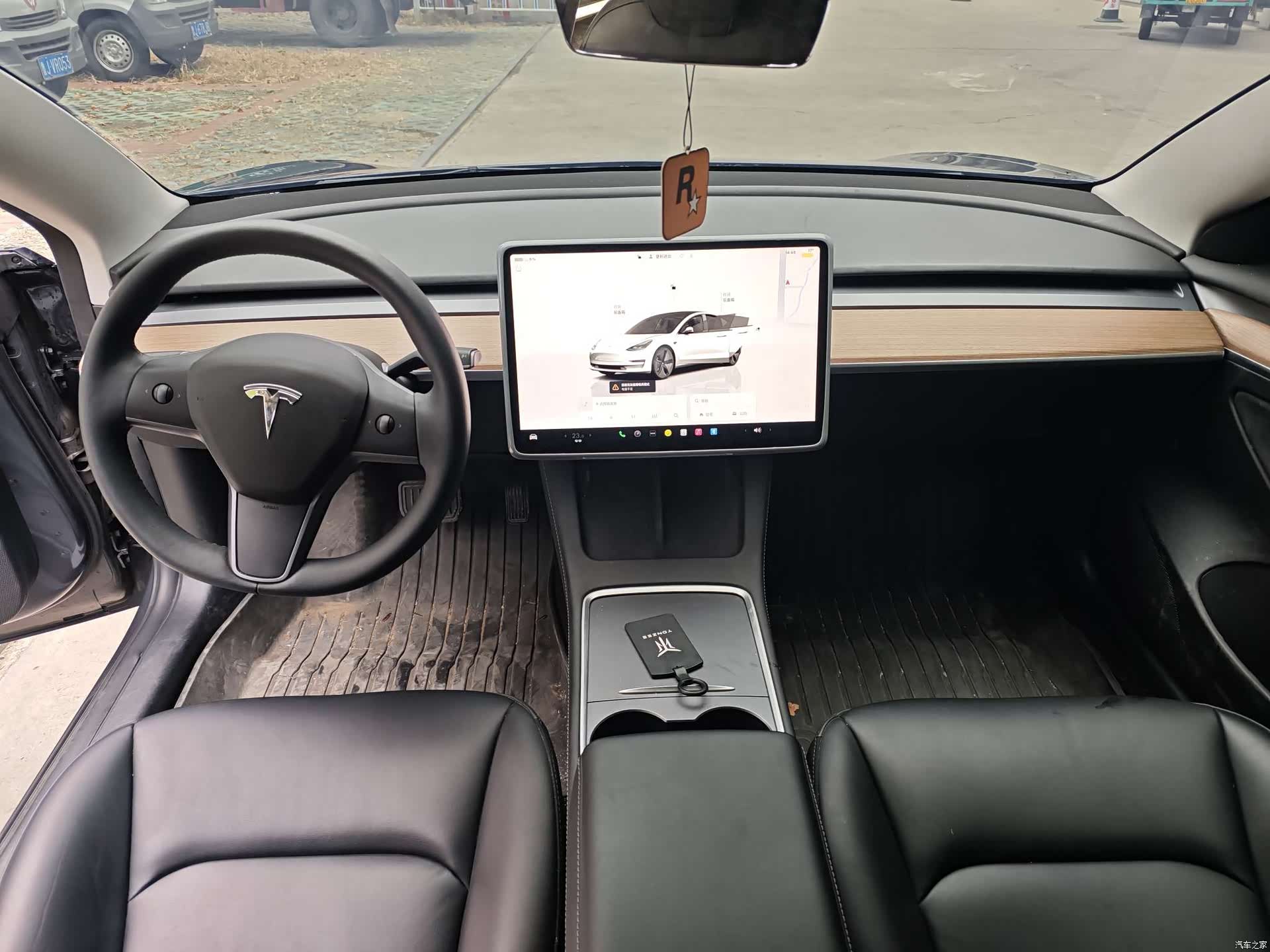 Tesla Model 3, 2023 9