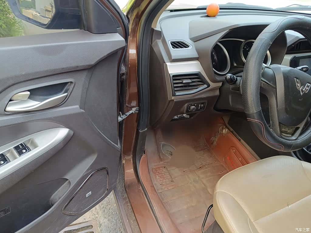 Wuling Hongguang, 2019 14