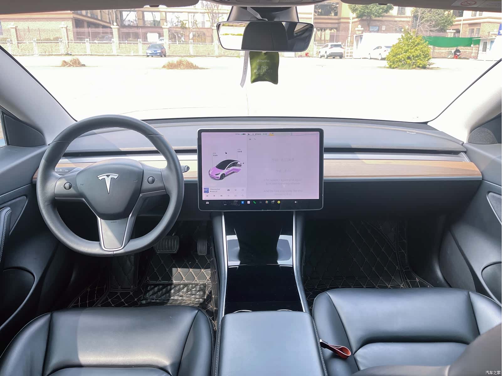 Tesla Model 3, 2020 11