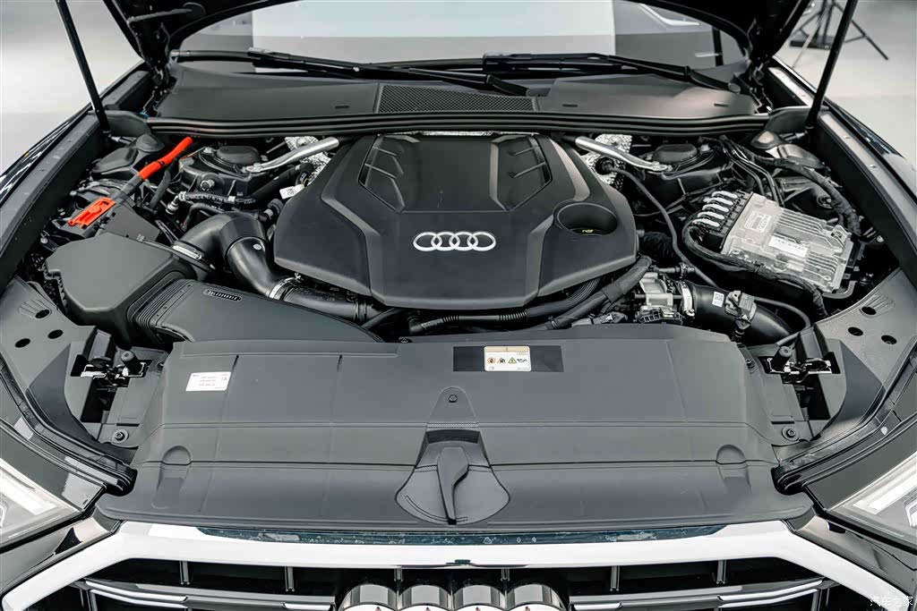 Audi A6L, 2025 24