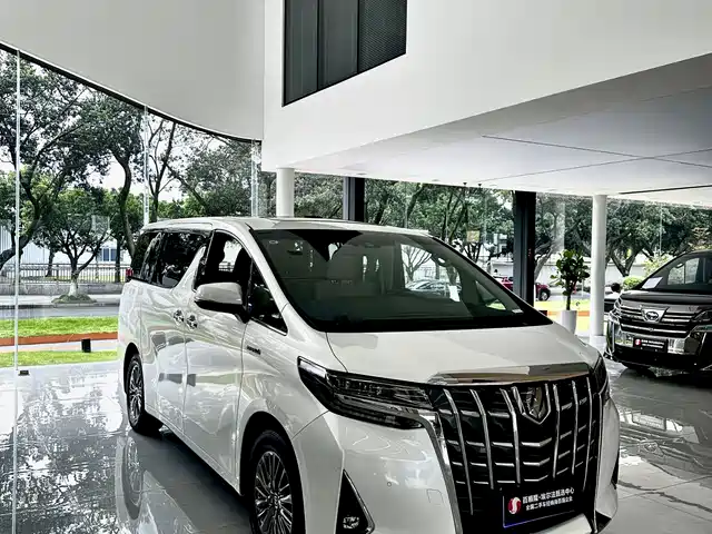 Toyota Alphard 2021 — купить из Китая под заказ