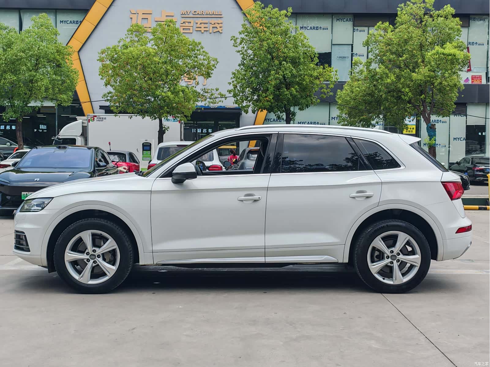 Audi Q5L, 2019 6