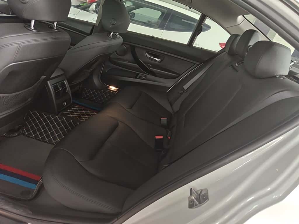 BMW 3 Series, 2018 17
