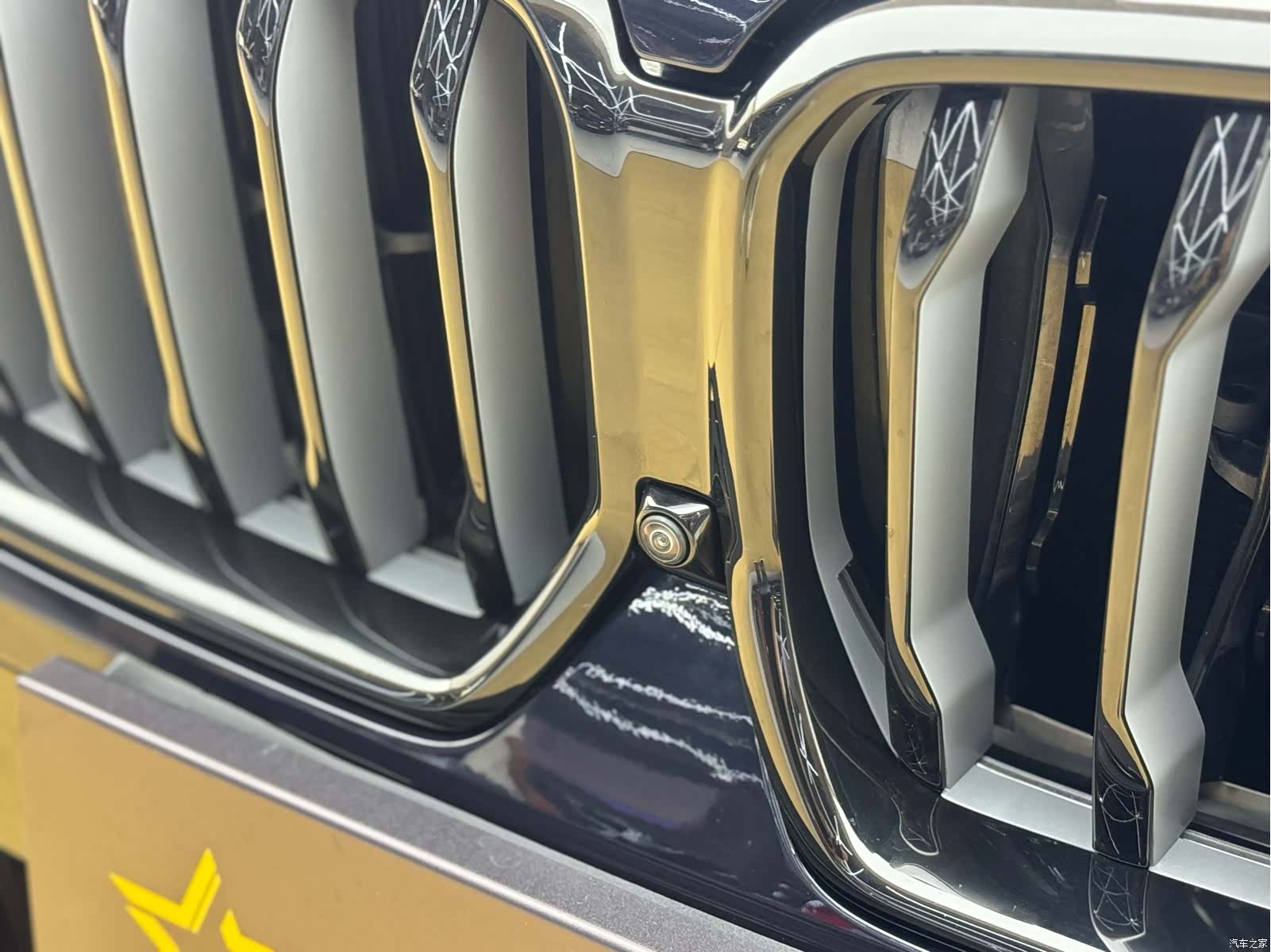 BMW X6, 2022 все фото