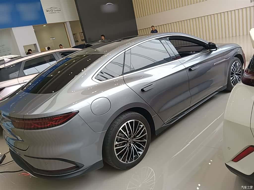 BYD Han, 2023 7