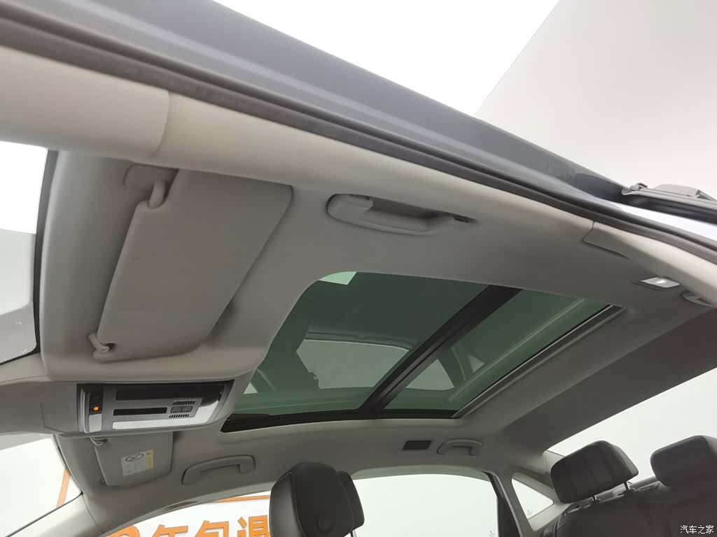 Volkswagen Passat, 2022 14