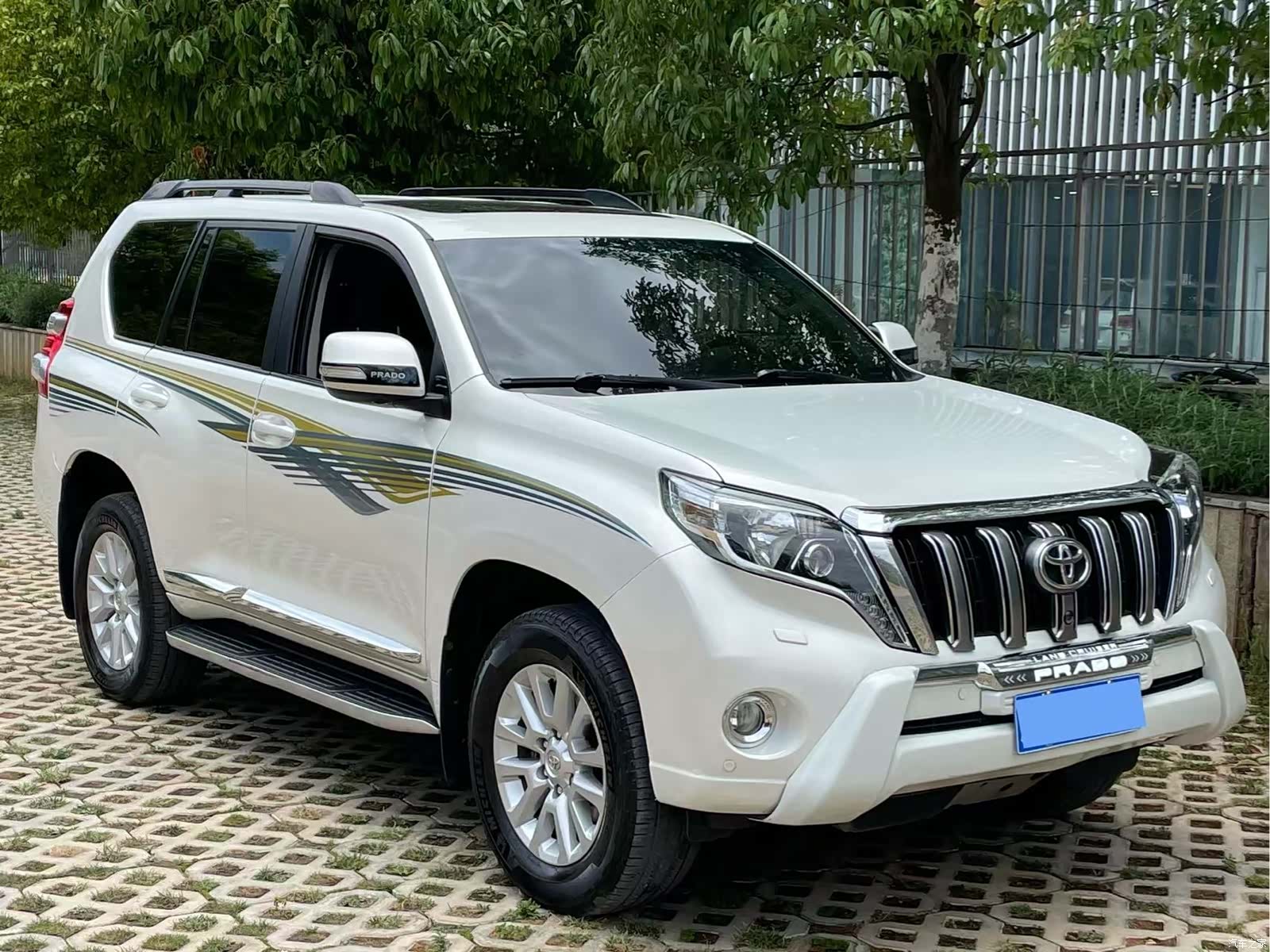 Toyota Prado, 2014 1
