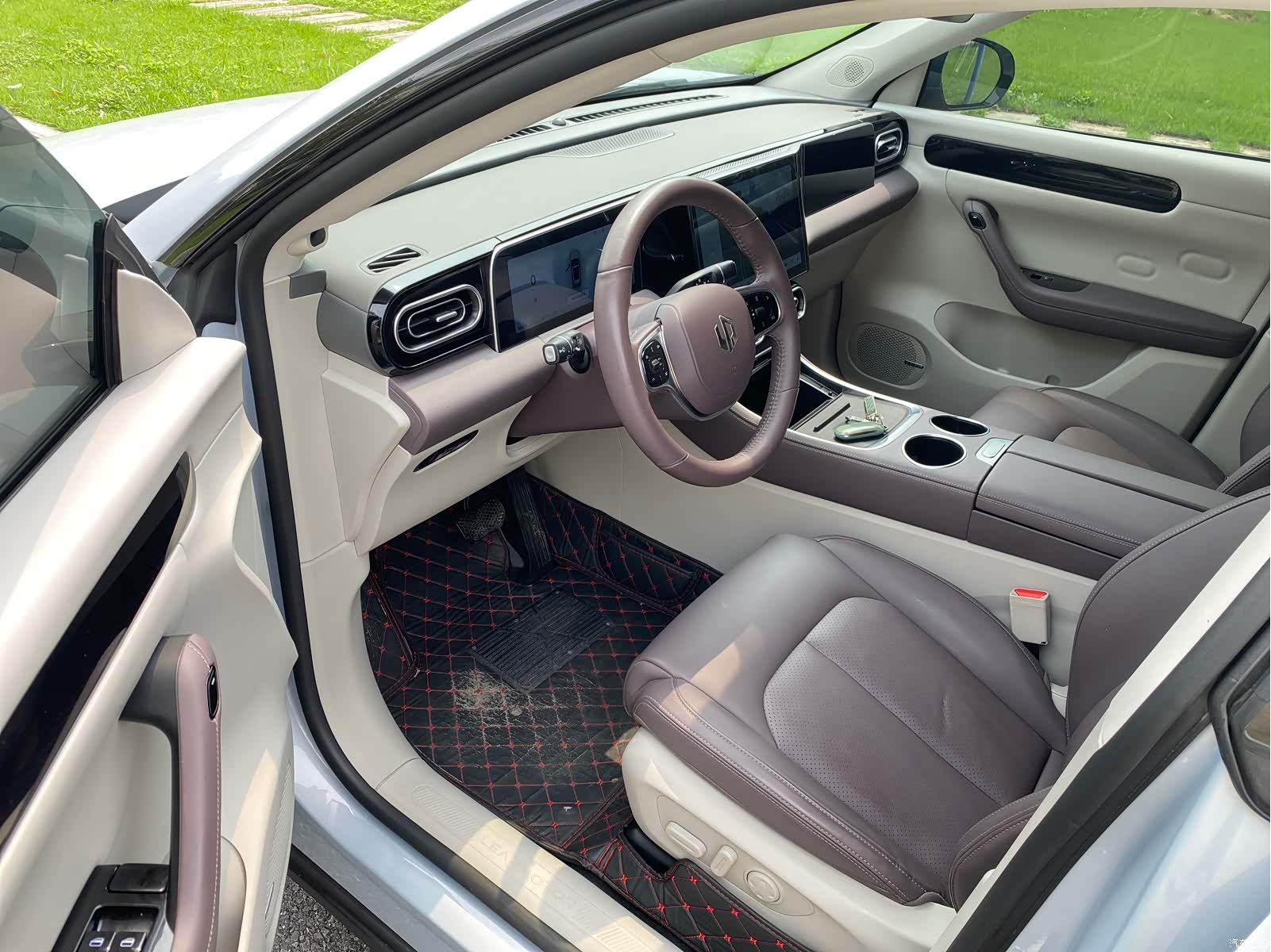 Leapmotor C11, 2024 все фото