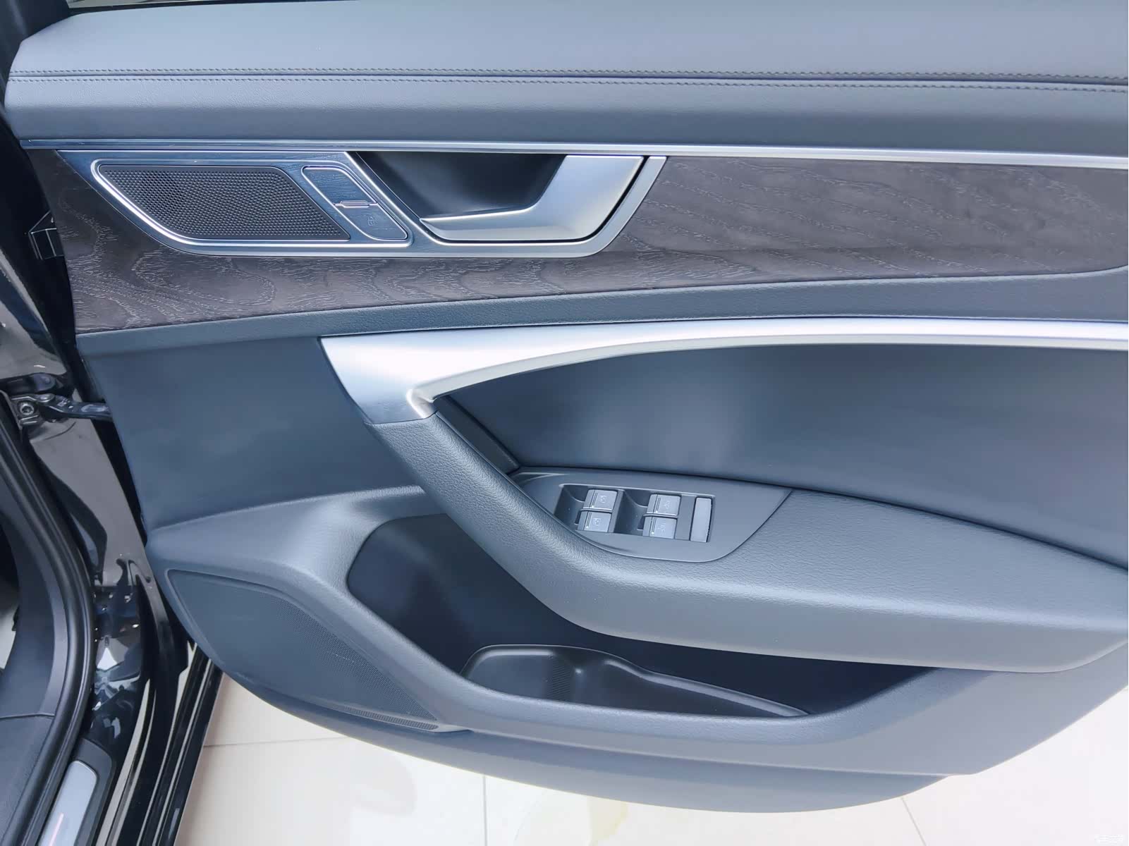 Audi A6L, 2023 13