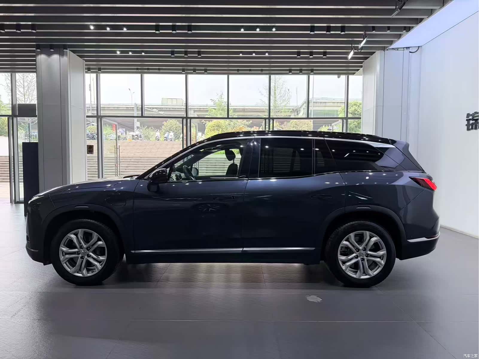 NIO ES8, 2020 7