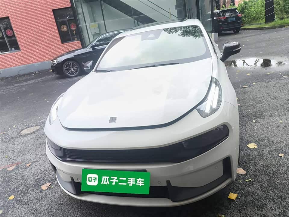 Lynk & Co 03 New energy