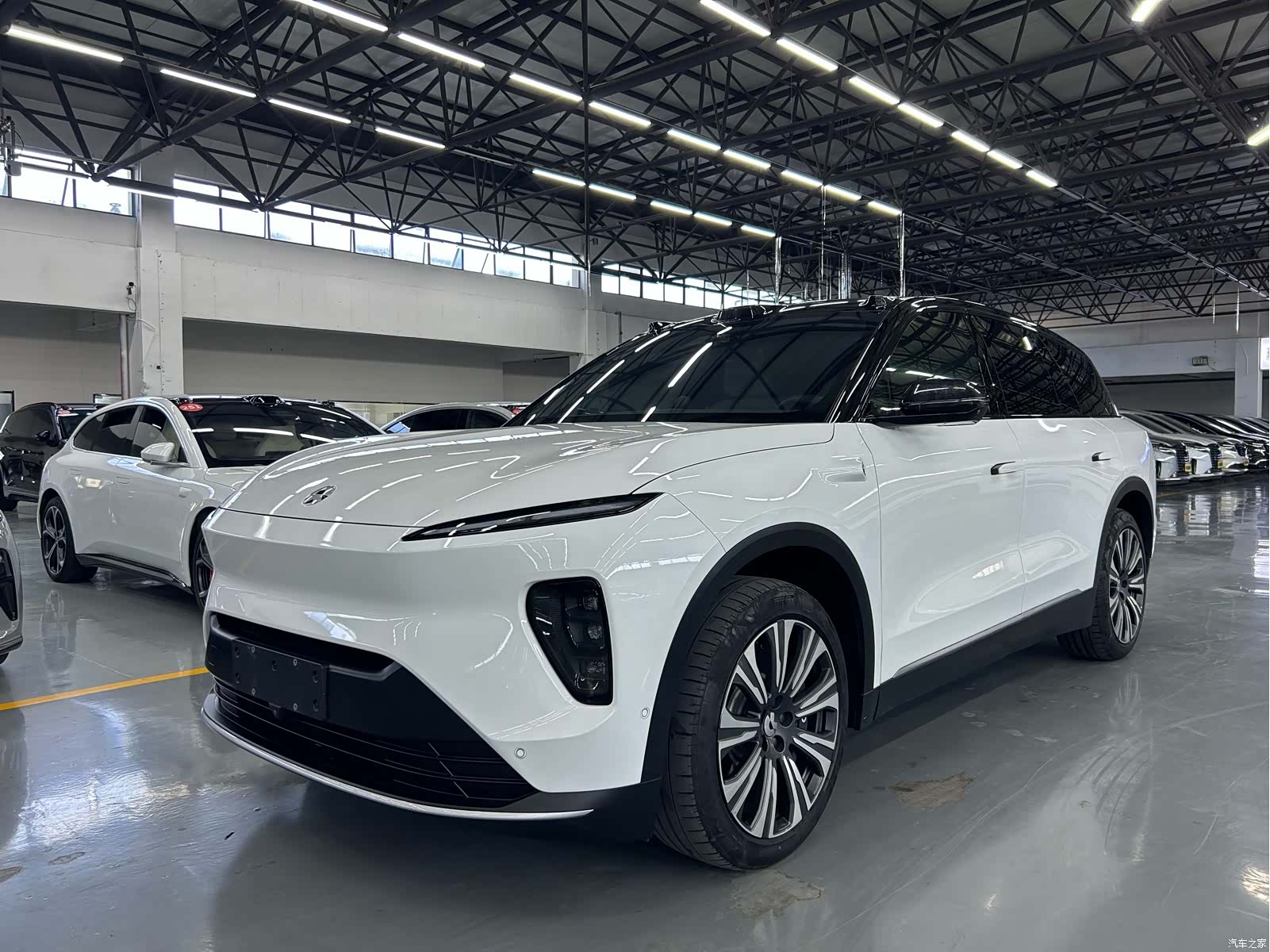 NIO ES8, 2023 1