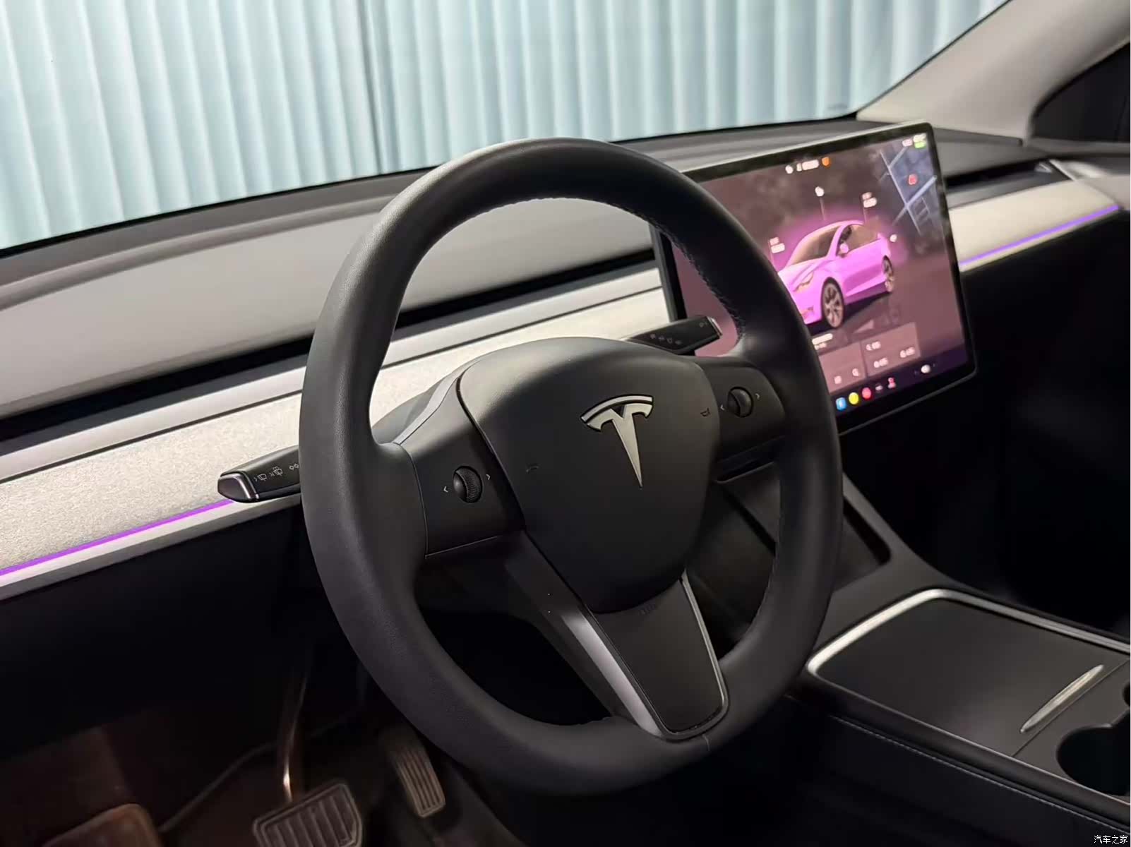 Tesla Model Y, 2023 все фото