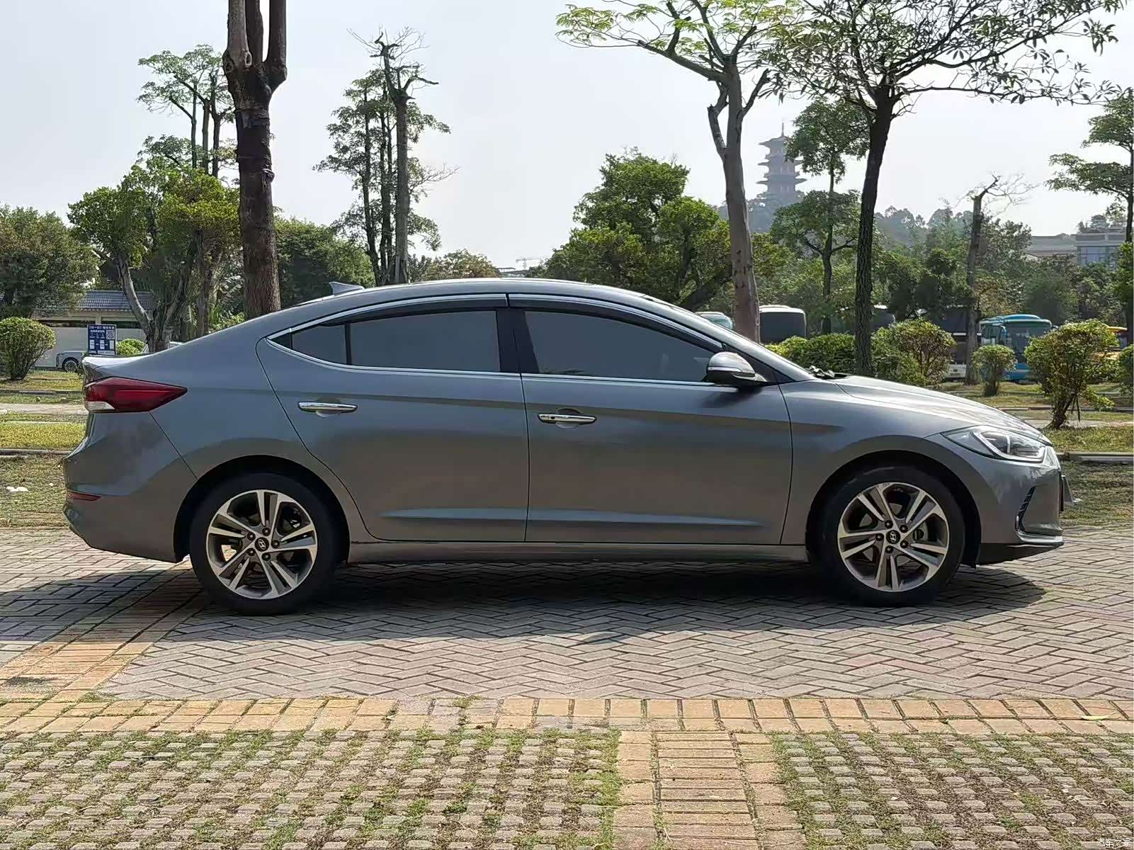 Hyundai 15, 2018 4