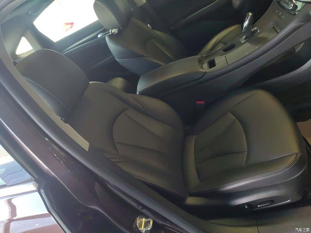Buick LaCrosse, 2018 17