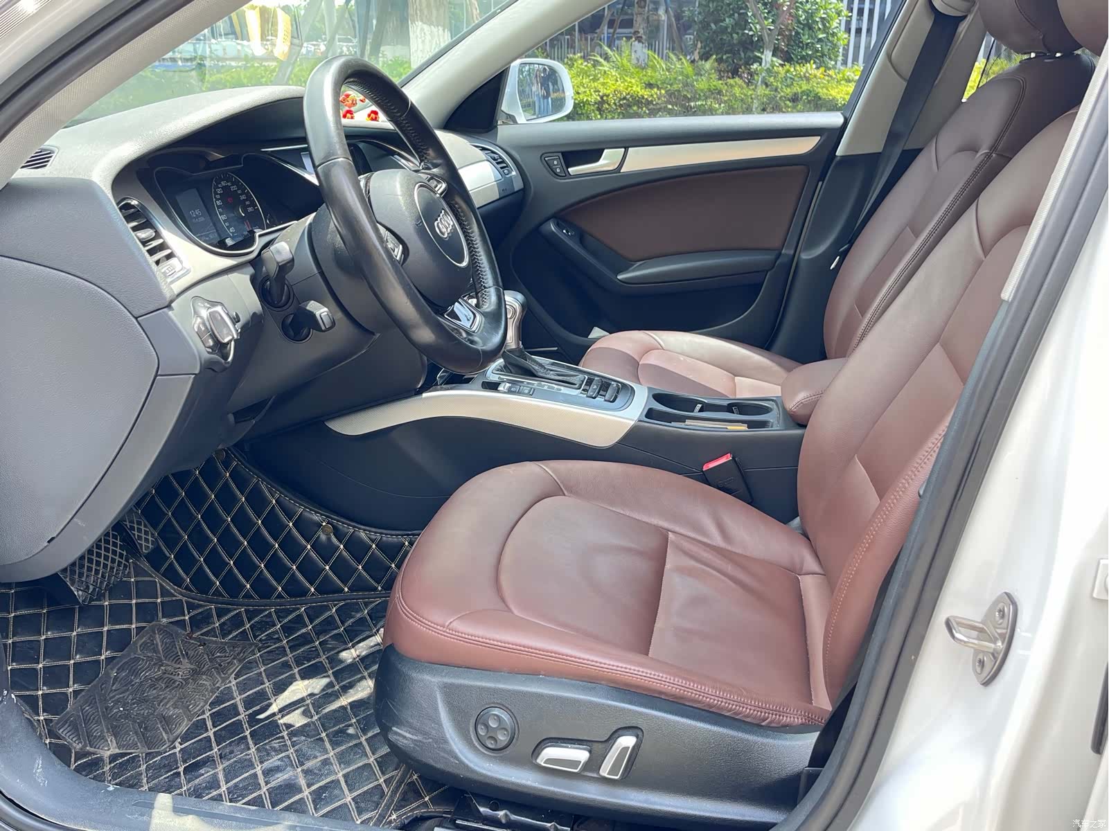Audi A4L, 2015 все фото