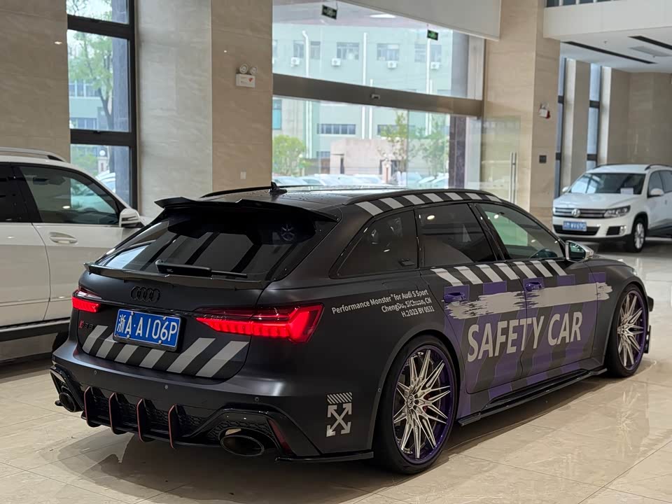 Audi RS 6 Audi RS 6