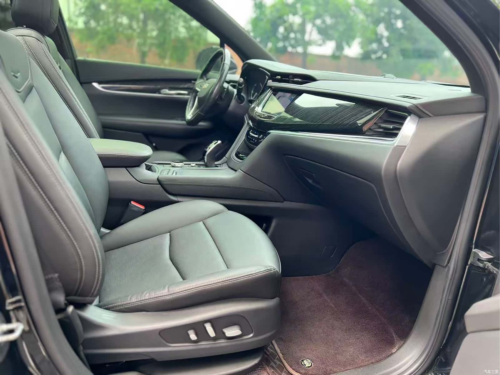 Cadillac XT6, 2021 13