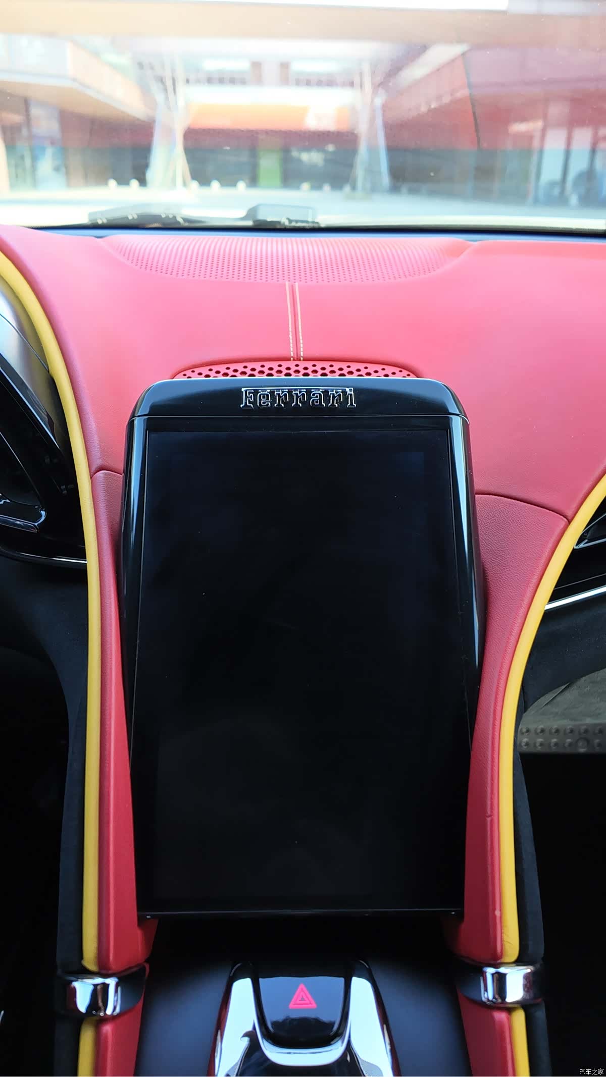Ferrari Roma, 2021 8