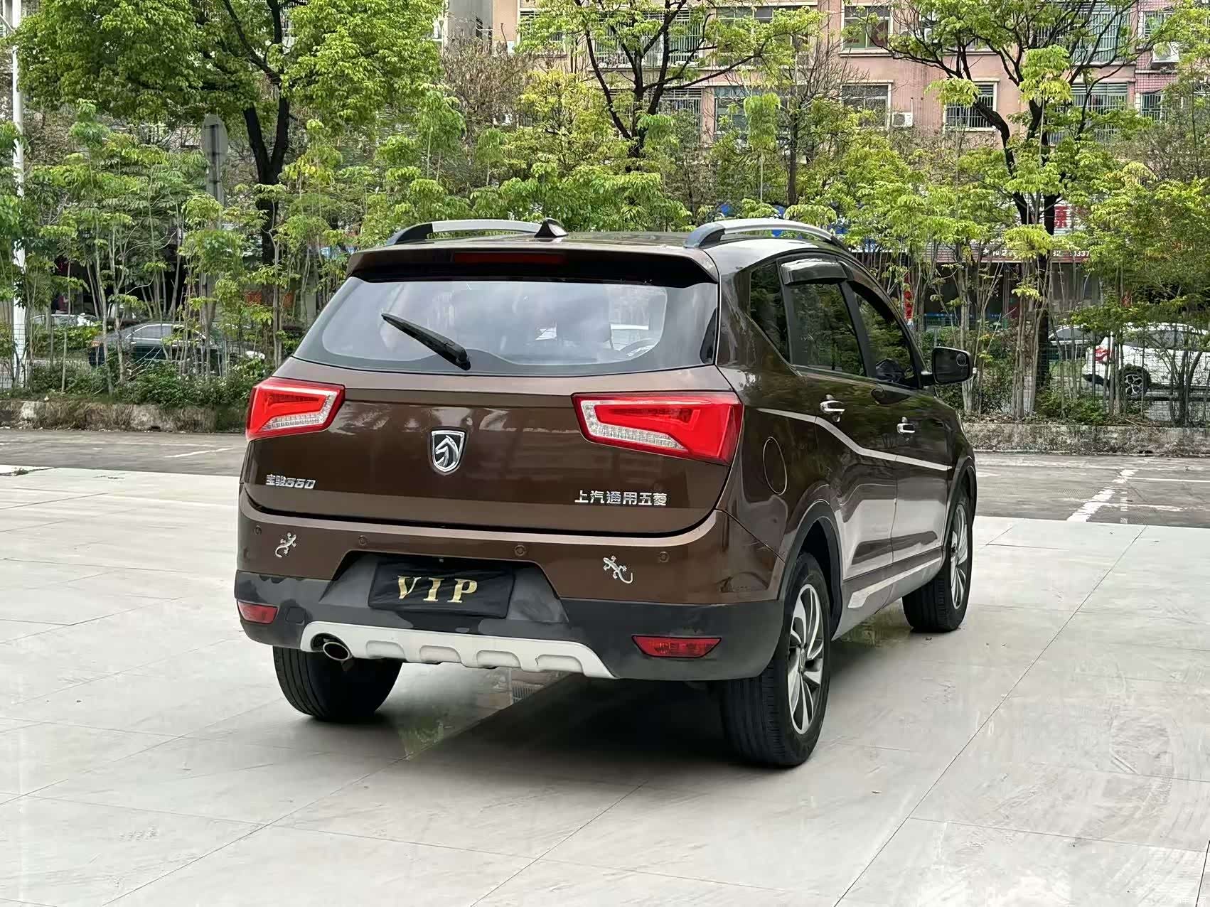 Wuling 560, 2016 7