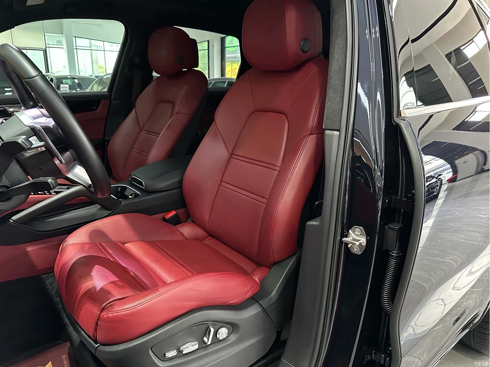 Porsche Cayenne, 2020 11