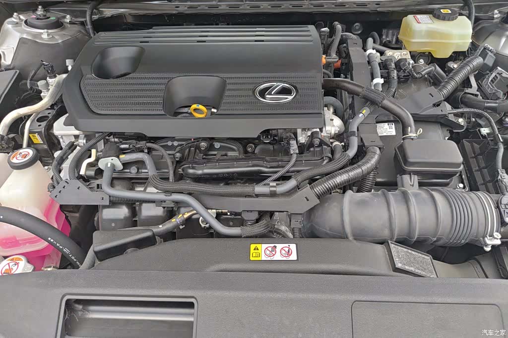 Lexus ES, 2021 10