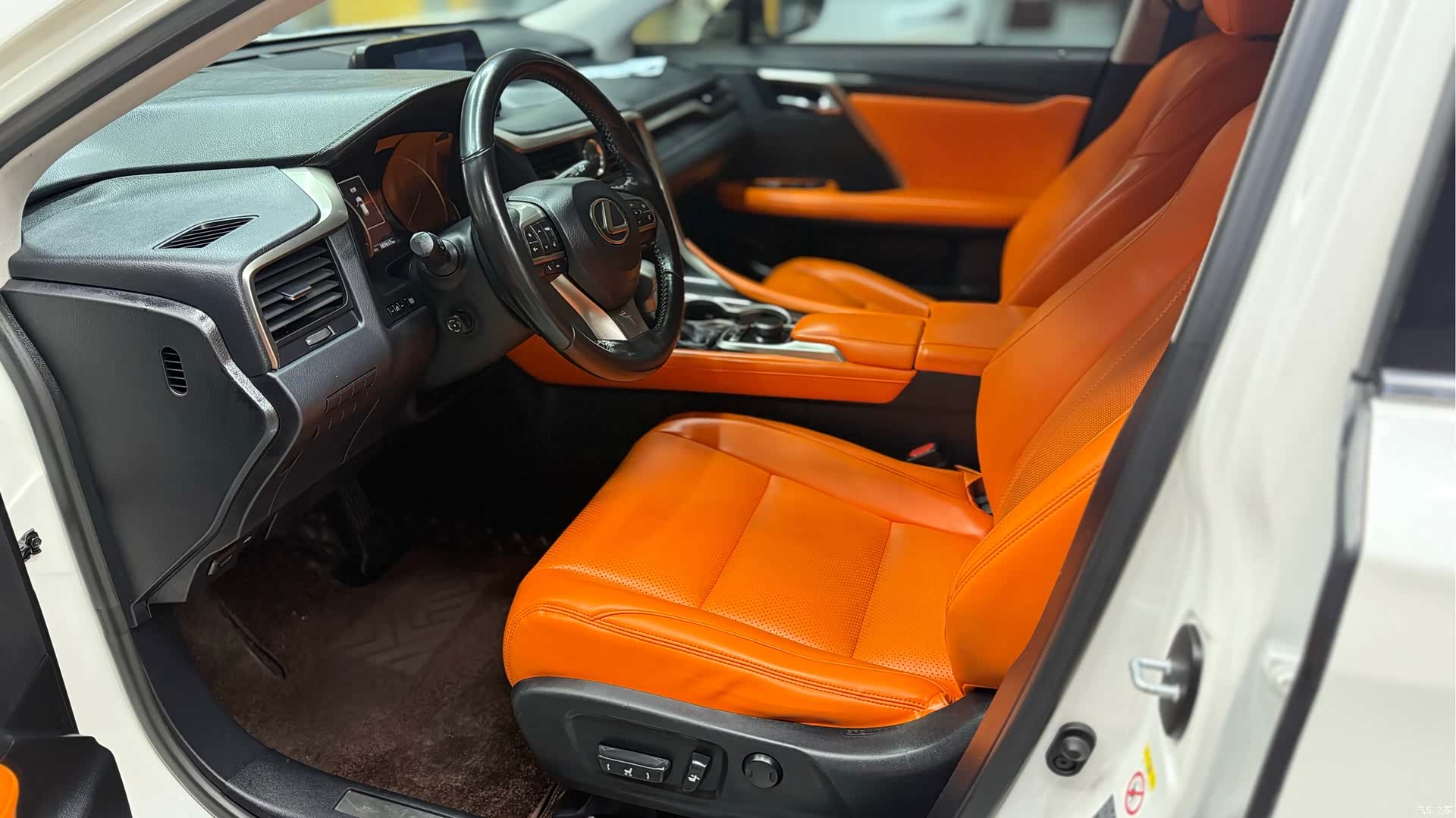 Lexus RX, 2018 9
