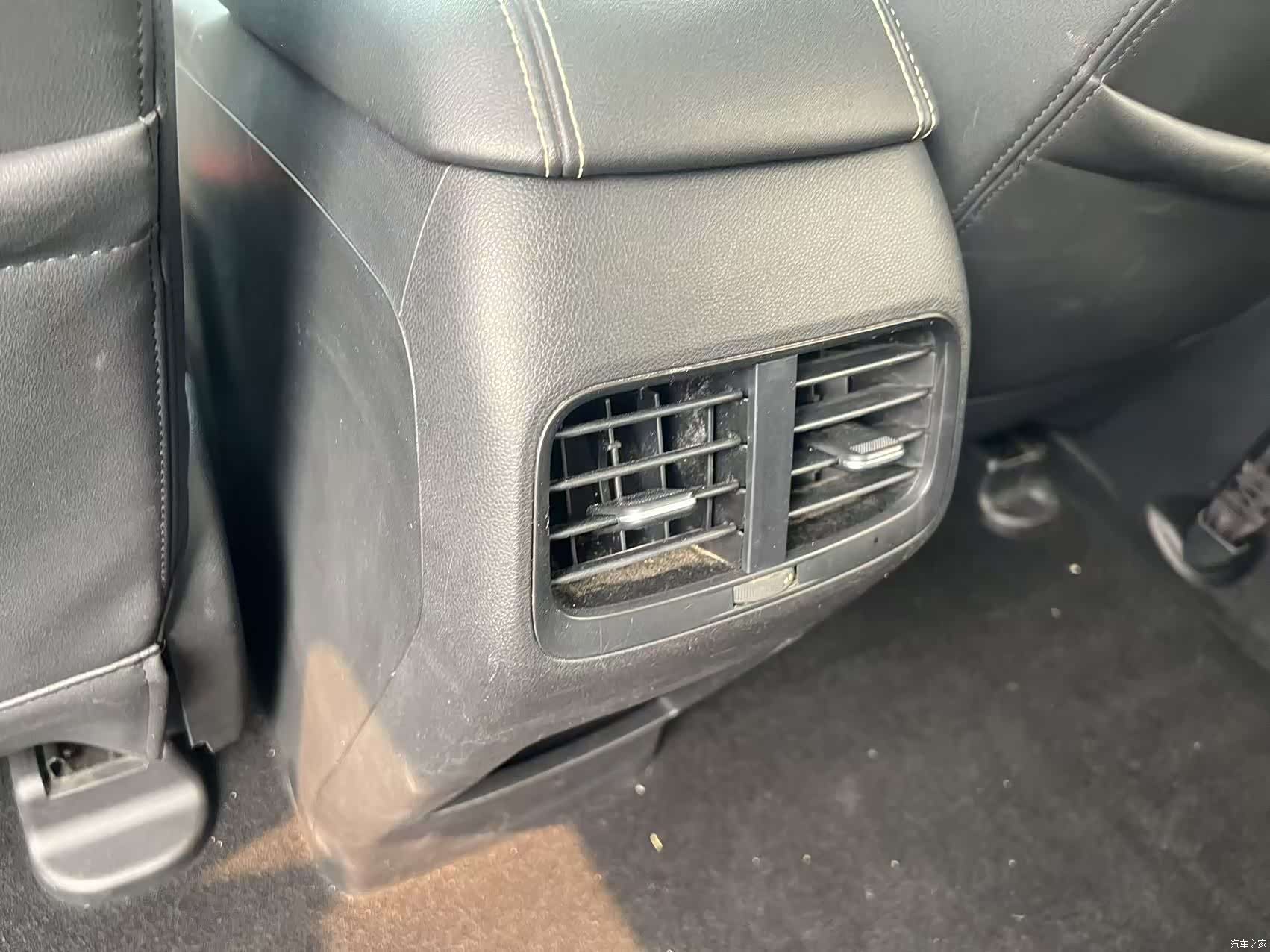 Wuling 530, 2019 13