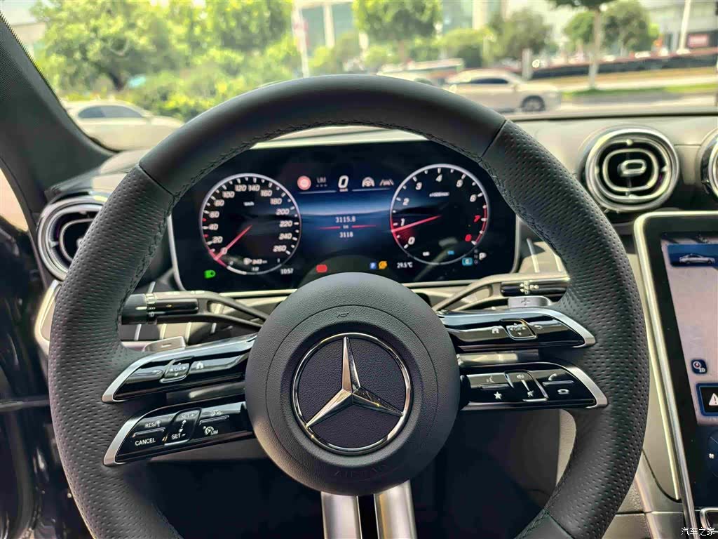 Mercedes-Benz C-Class, 2026 9