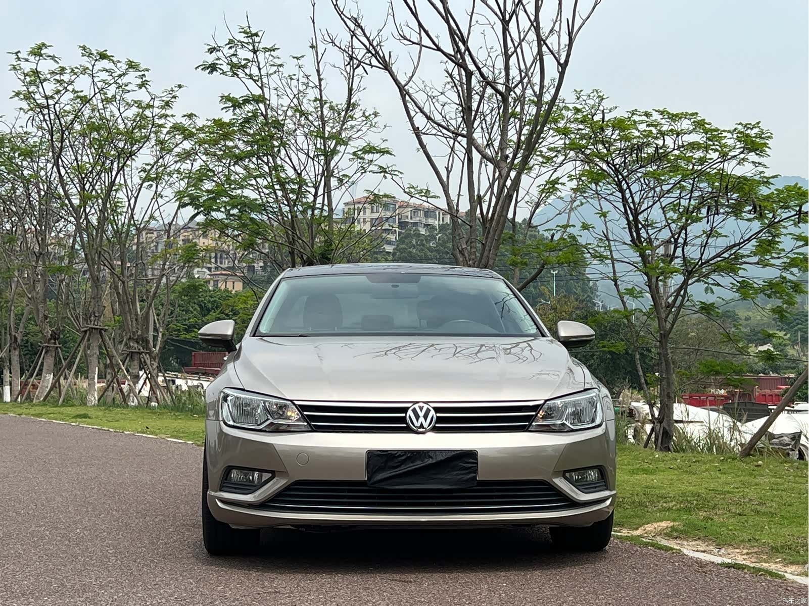 Volkswagen Lamando, 2015 2
