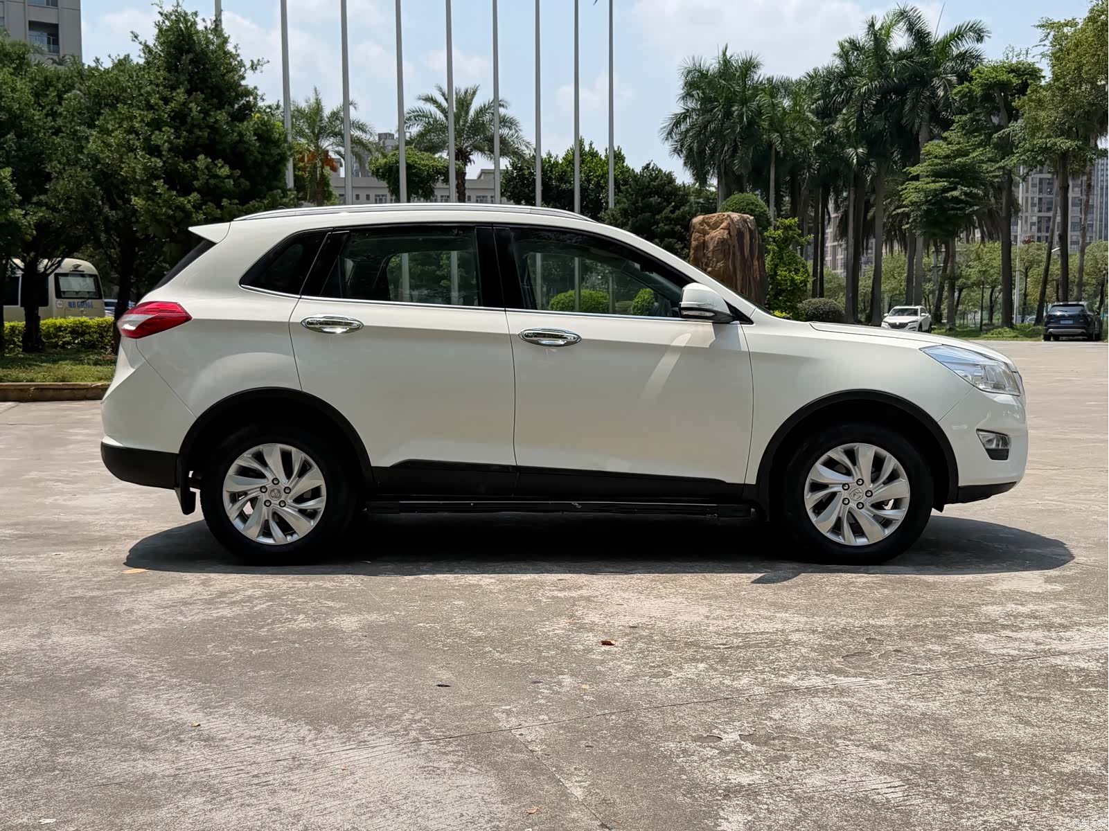 BAIC S50, 2017 13