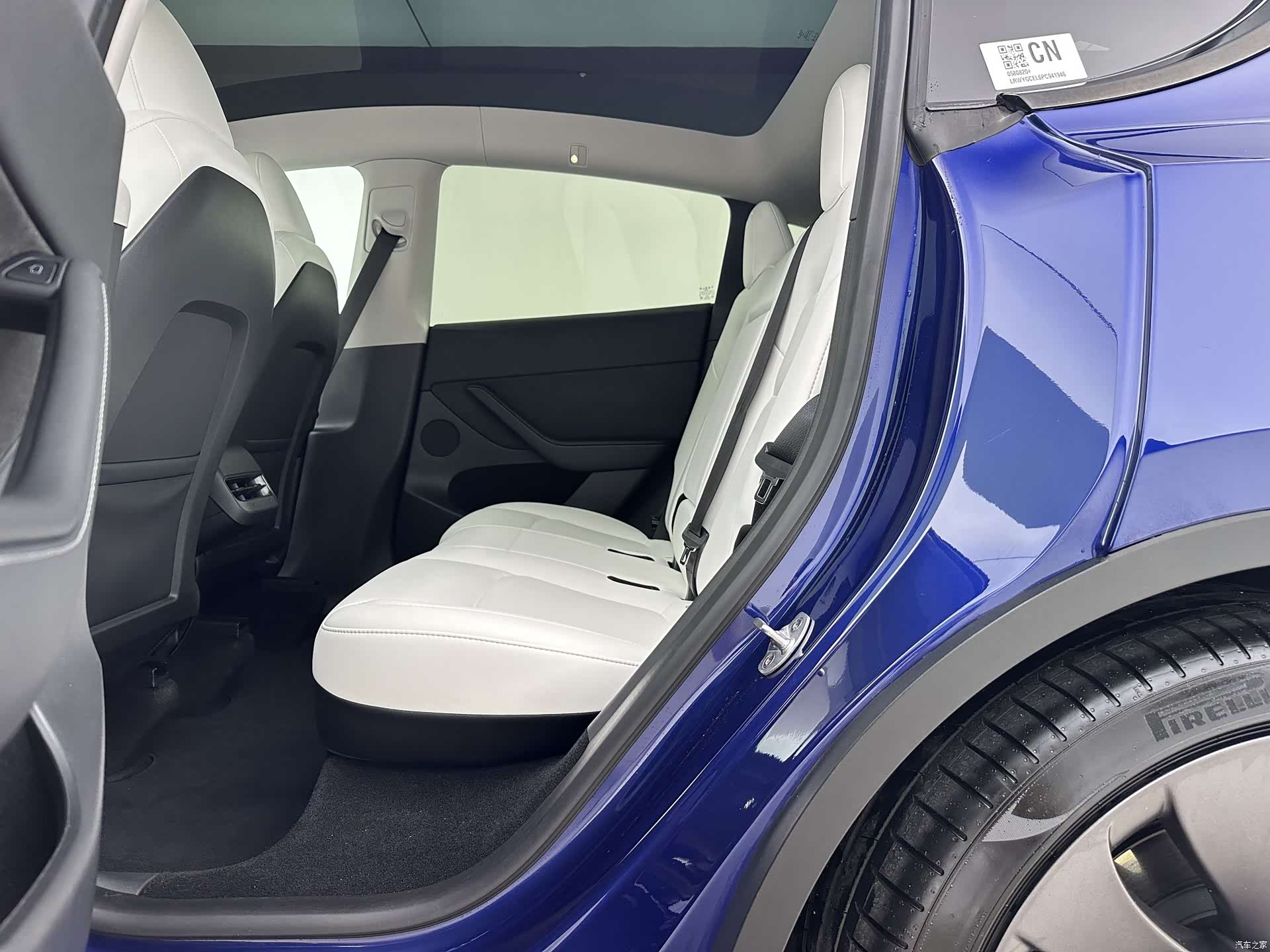Tesla Model Y, 2023 7
