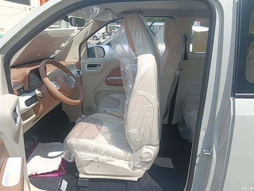 Wuling MINIEV, 2026 15