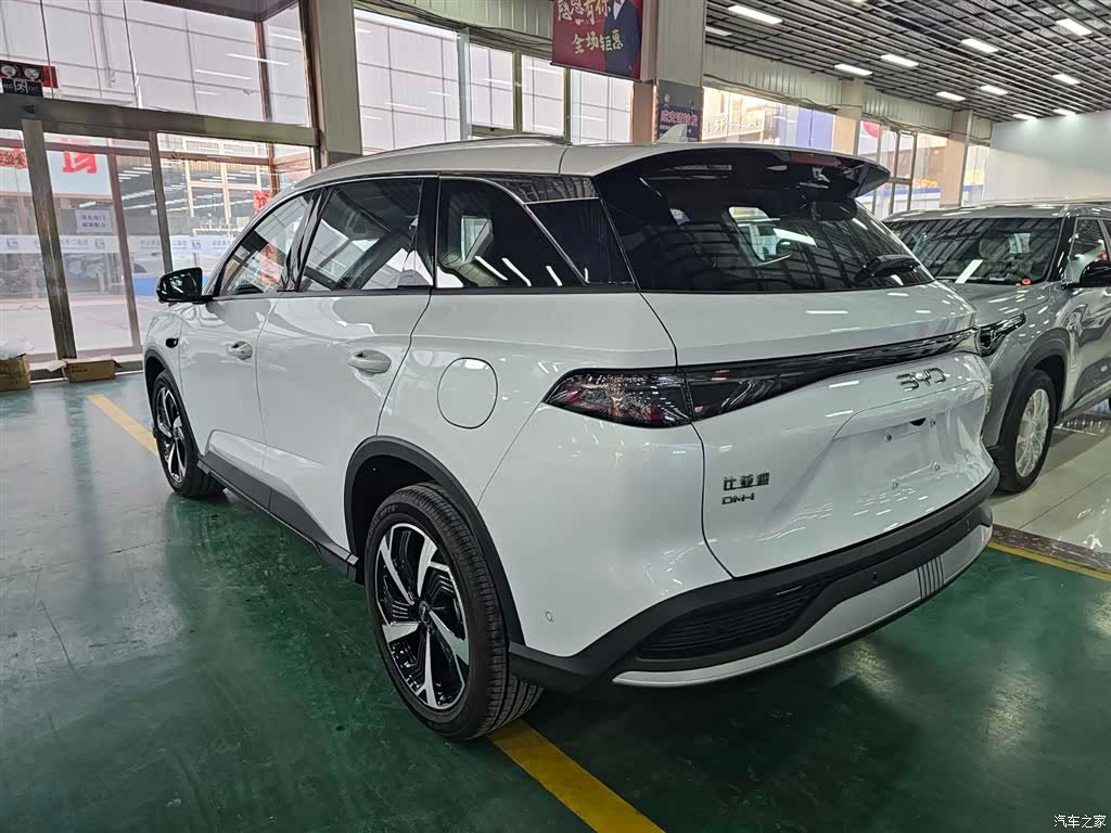 BYD HiAce, 2025 4