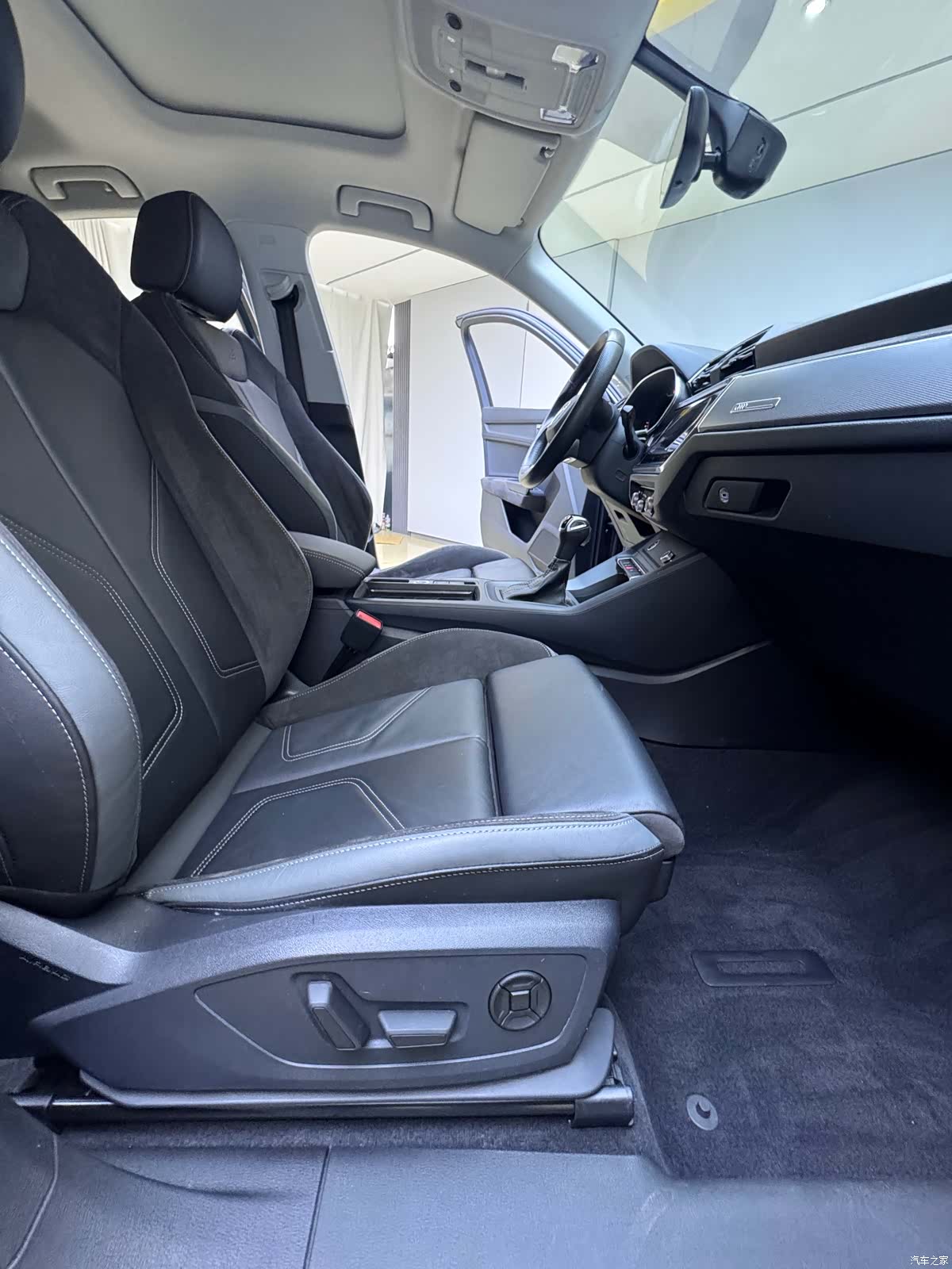 Audi Q3, 2022 21