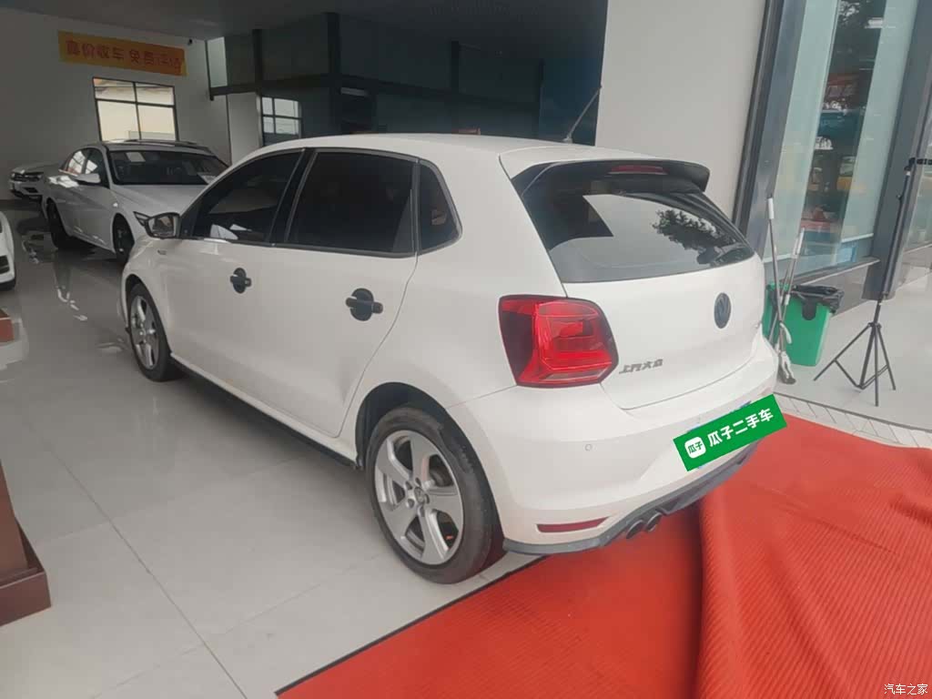 Volkswagen Polo, 2017 все фото