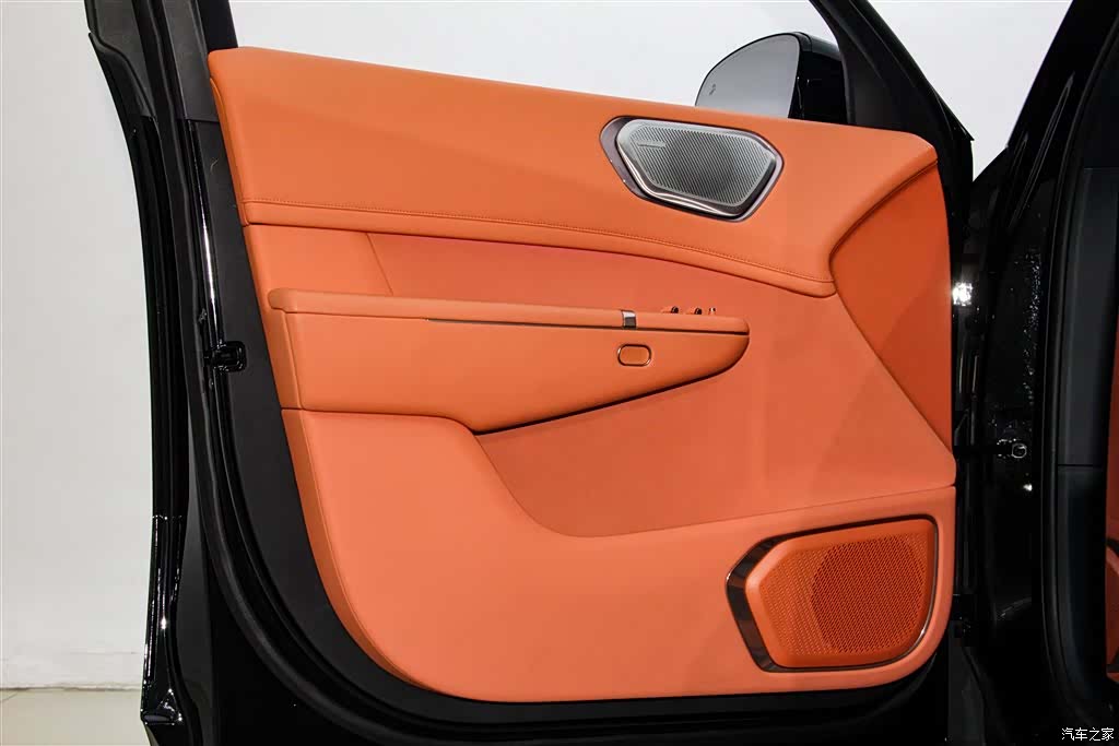 Lynk & Co 02, 2025 17