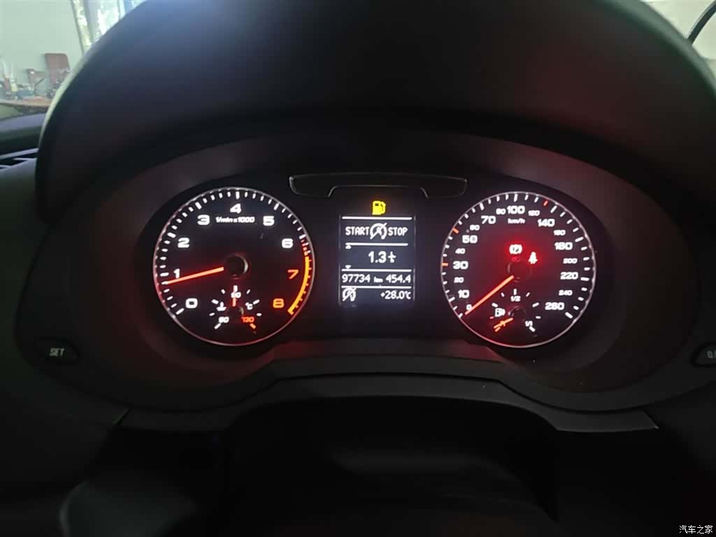 Audi Q3, 2019 12